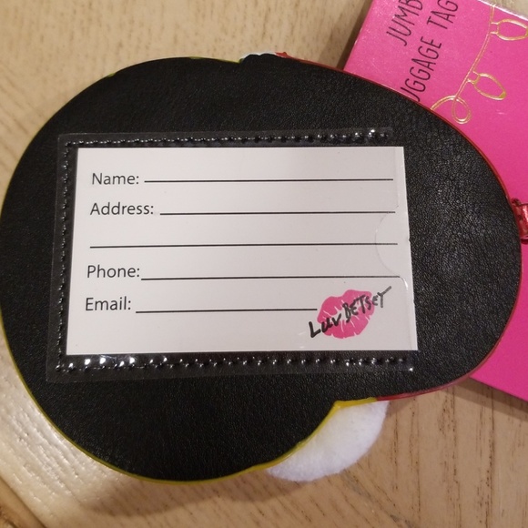 Betsey Johnson Jumbo Luggage Tag - Picture 3 of 6